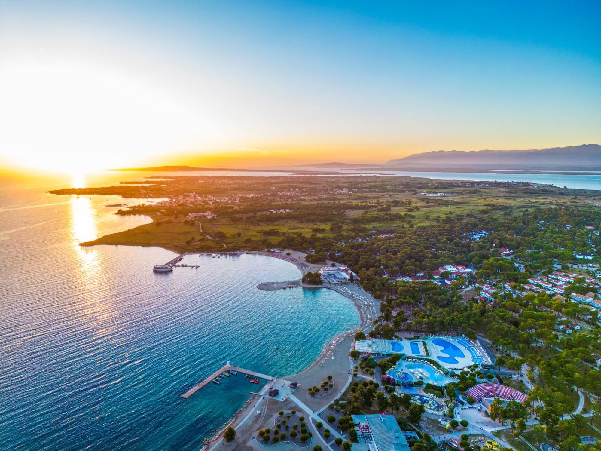 Zaton Holiday Resort Mobile Homes Нин Екстериор снимка